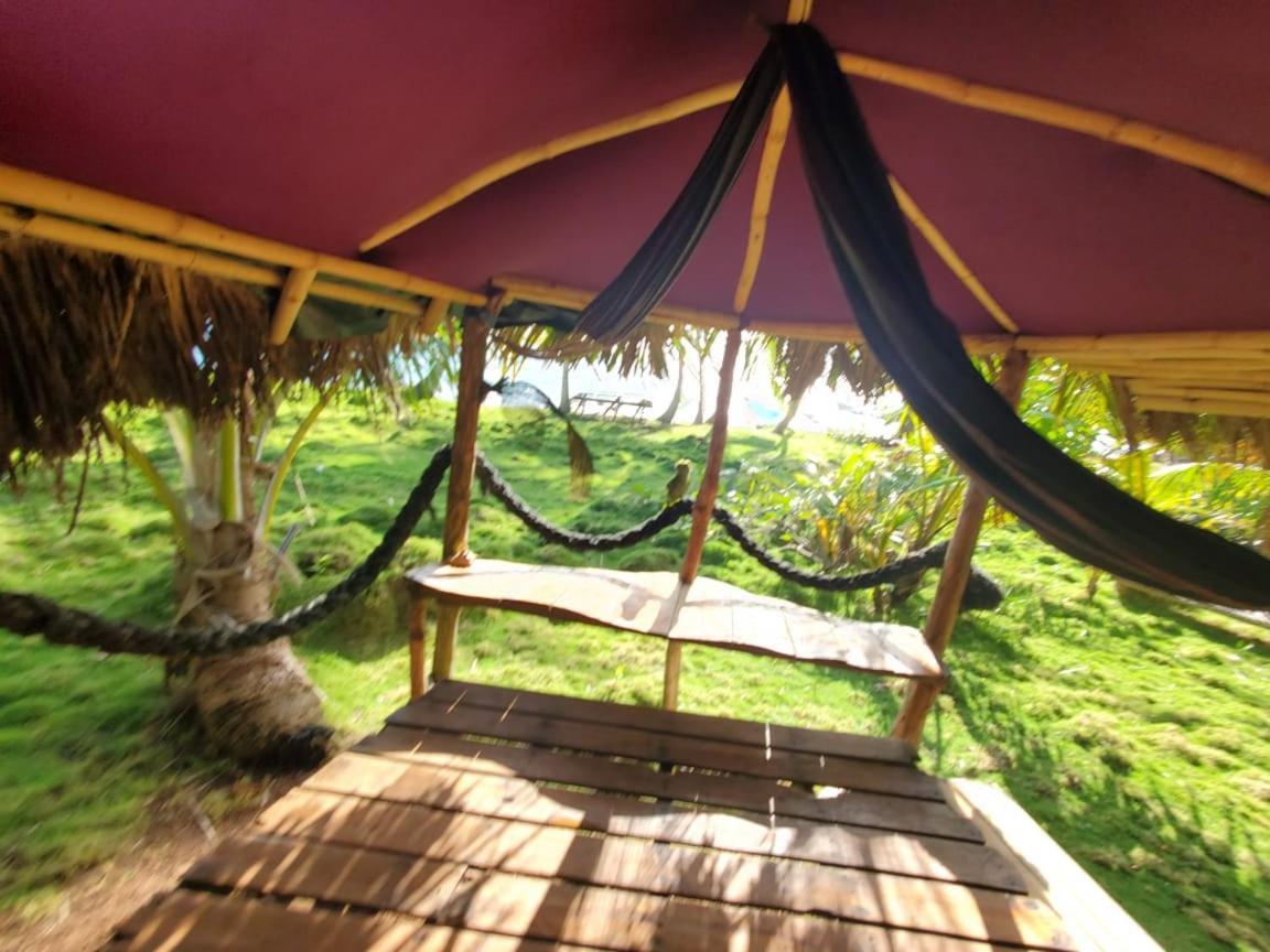 Derek'S Place Eco-Lodge Little Corn Island Exterior foto
