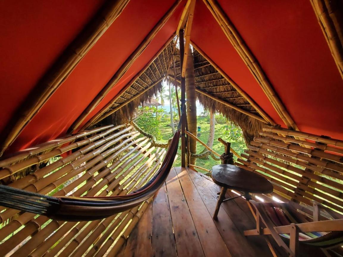 Derek'S Place Eco-Lodge Little Corn Island Exterior foto
