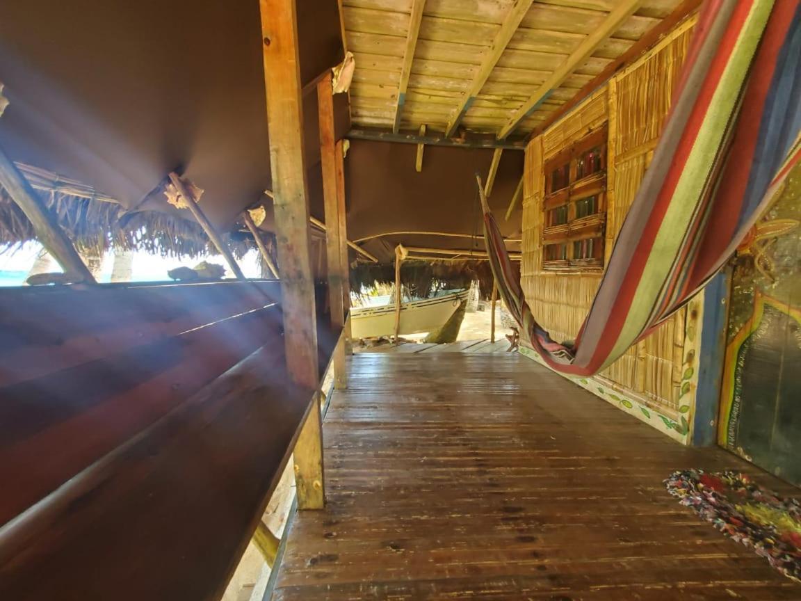 Derek'S Place Eco-Lodge Little Corn Island Exterior foto